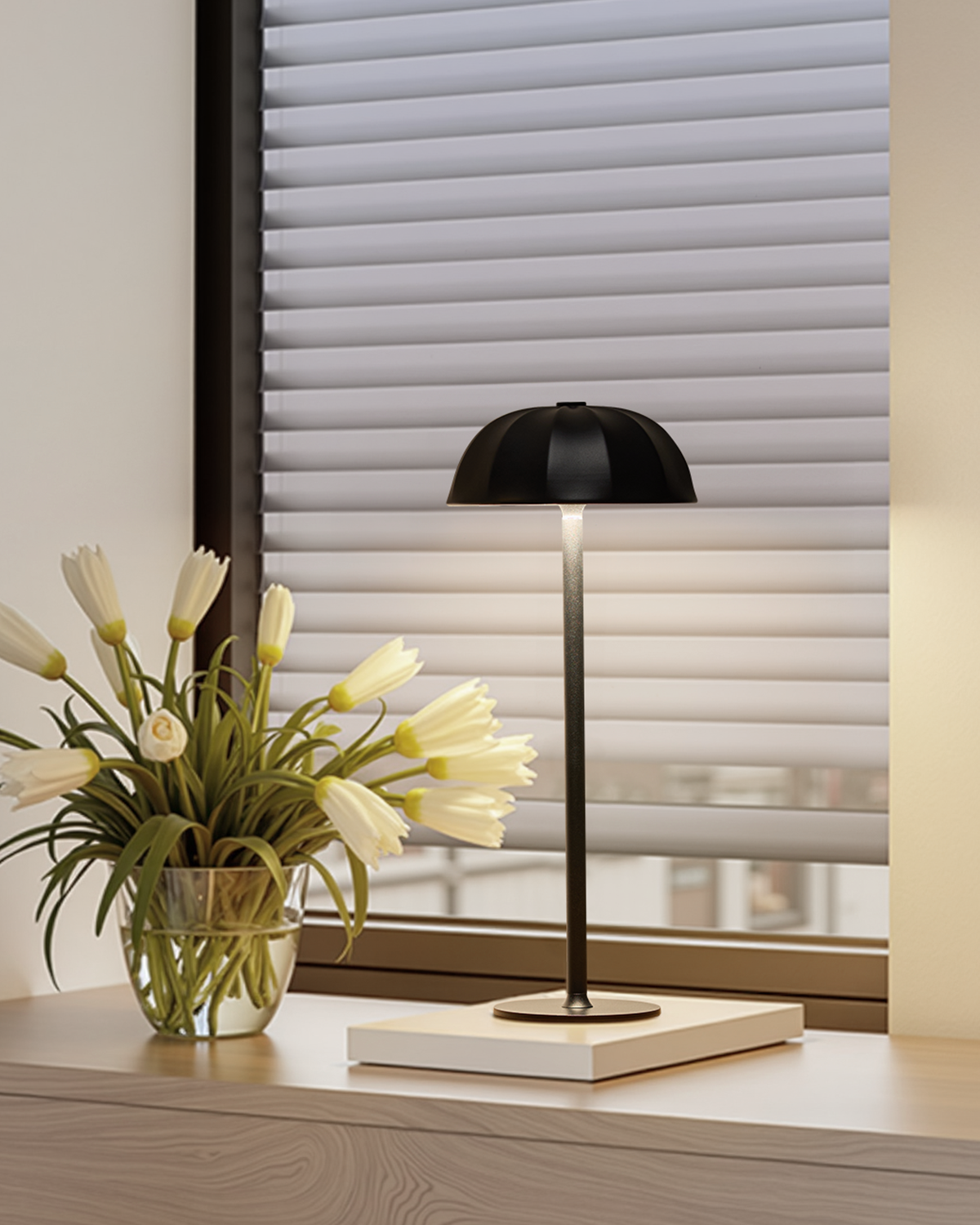 Bud Table Lamp